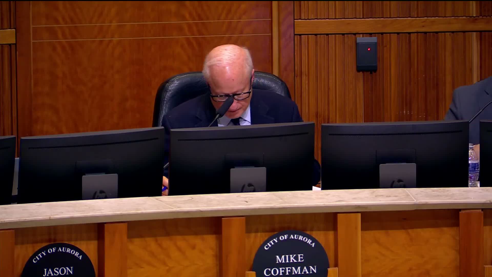 Aurora council adopts resolution opposing alleged unlawful federal immigration enforcement after hours of testimony