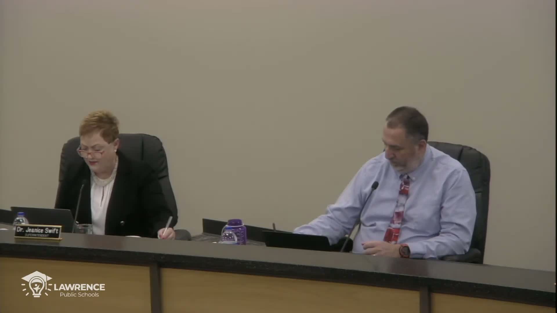 Superintendent highlights AVID award, student artwork, preschool enrollment and community outreach