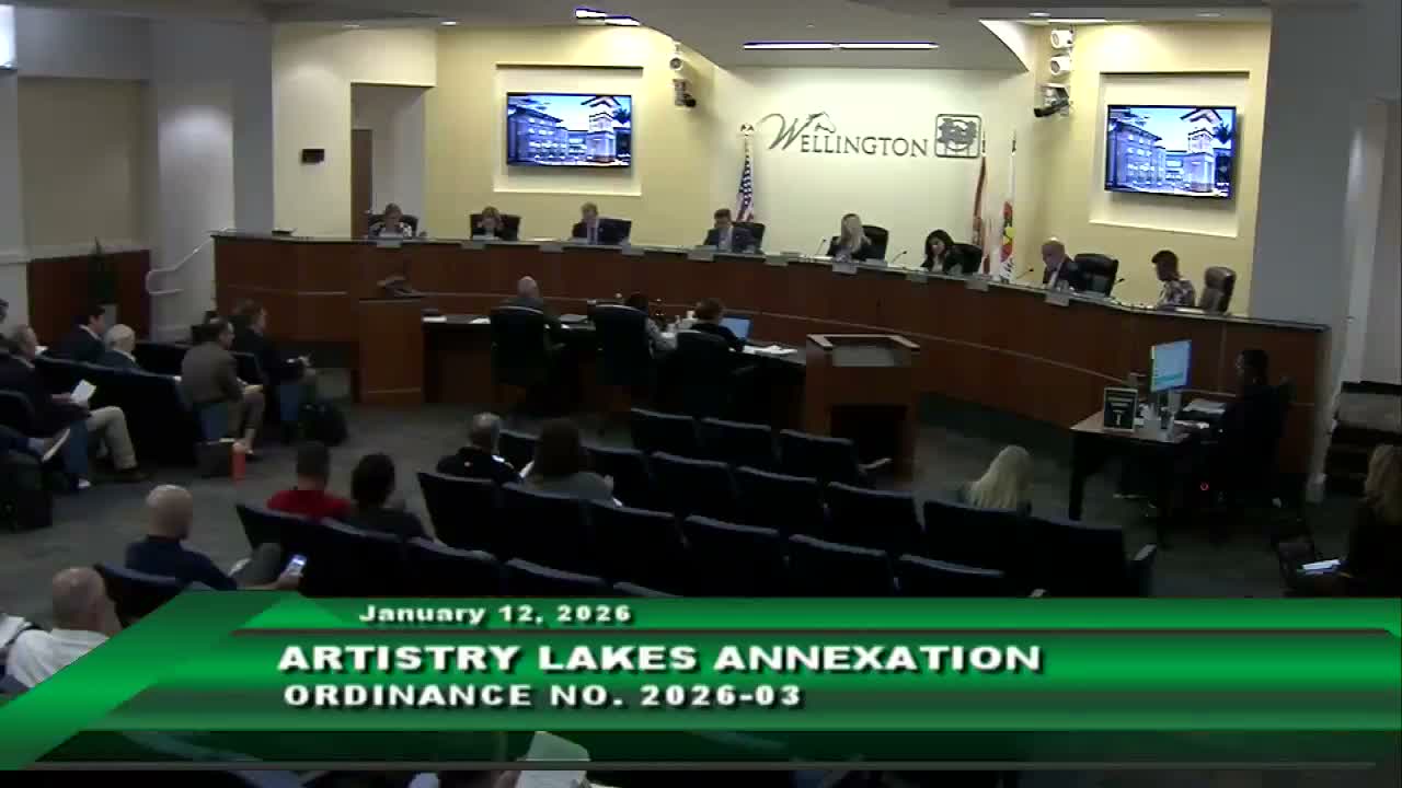 Council advances Isla Carroll rezoning on first reading over objections about equestrian character