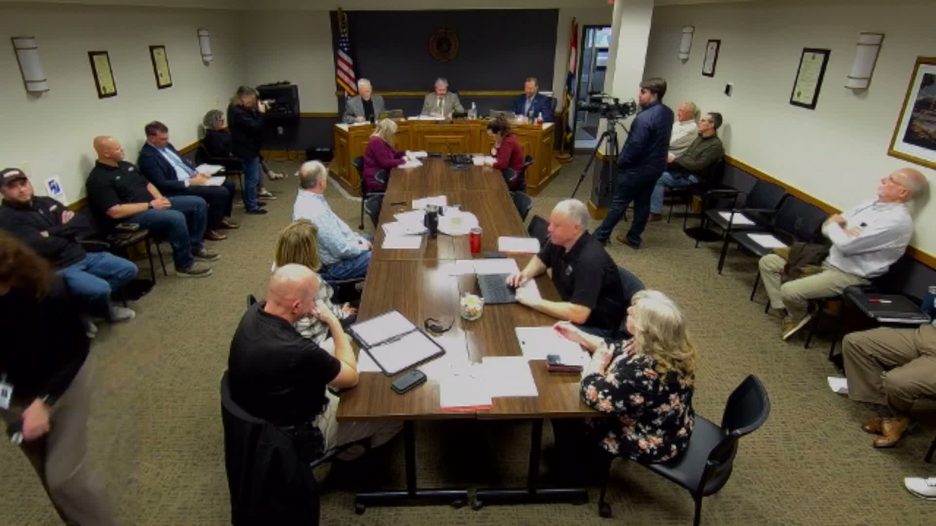 Cole County commissioners vote to revisit Wren trust disposition after hours of public appeals