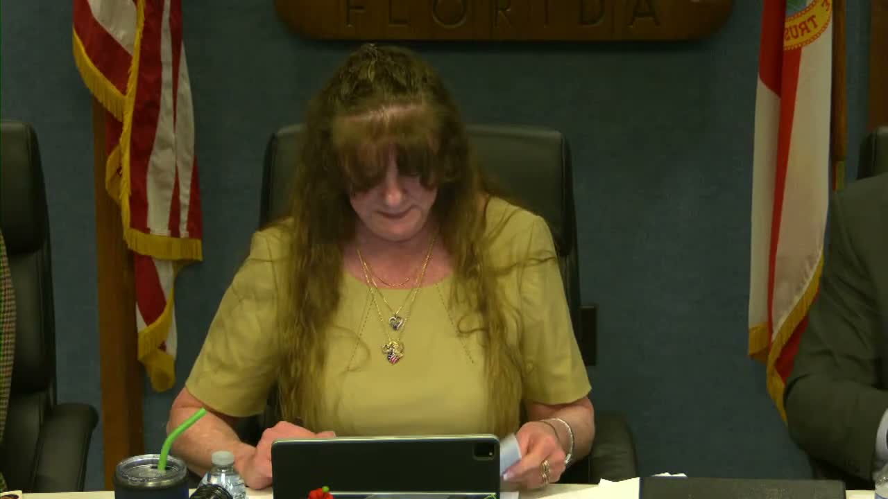 Council passes first reading of ordinance to revise commercial‑neighborhood rules