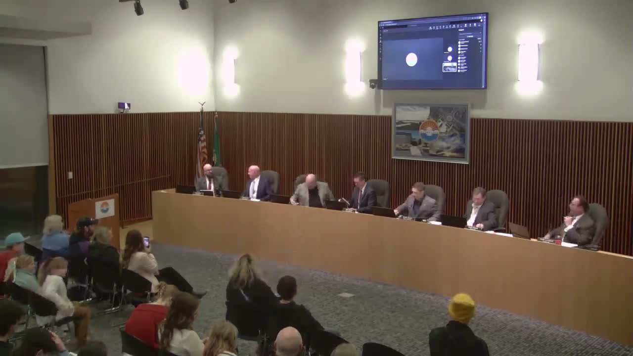 Moses Lake Council re-elects mayor, names deputy mayor and fills committee seats