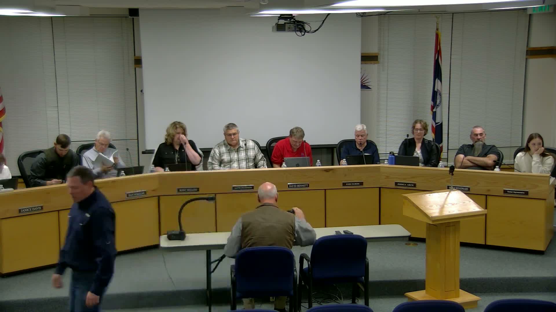 WDE peer review praises Uinta County School District #1 assessment culture; board hears details