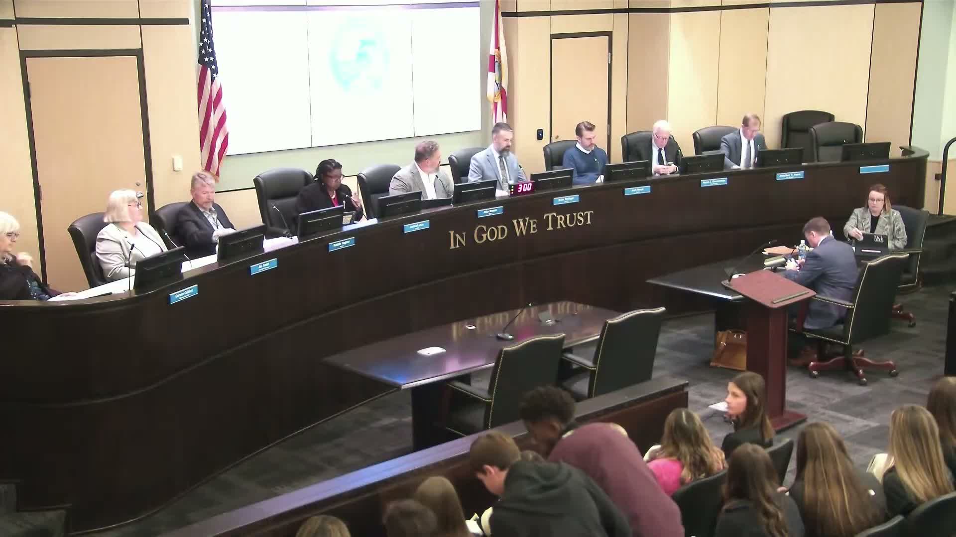 Panama City tables Gateway Overlay amendment after months-long debate, directs staff to refine rules by district