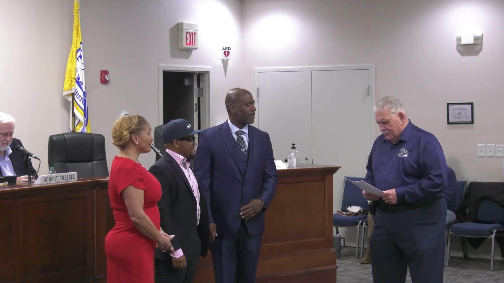 Hiram swears in council members, appoints legal officers and authorizes mayor pro tem signatory powers