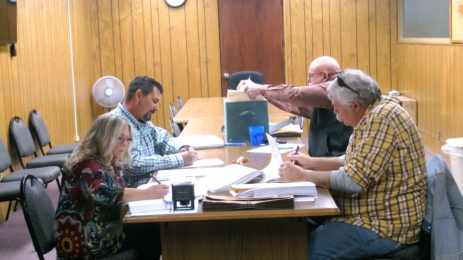 Scrap-iron bid in flux as market prices fall, commissioners say