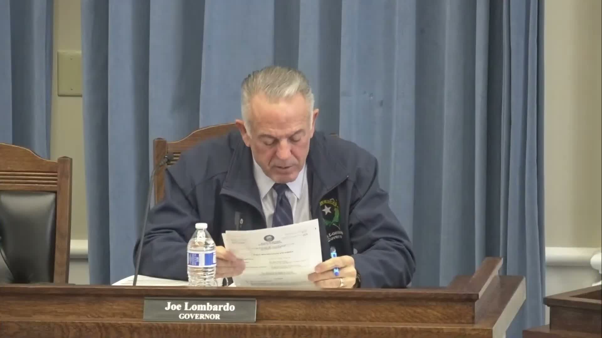 Board approves bundled procurement: vehicles, two leases, 52 contracts and 123 master service agreements