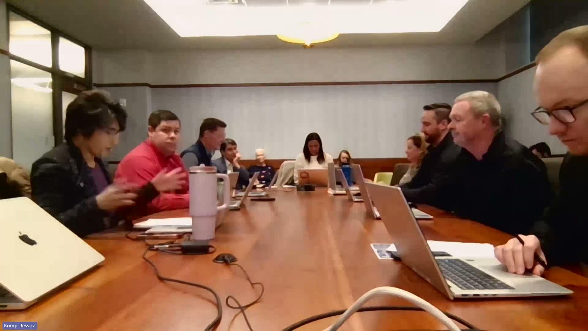 Land Use committee backs Main Street 15-minute parking plan, asks staff for maps and enforcement plan