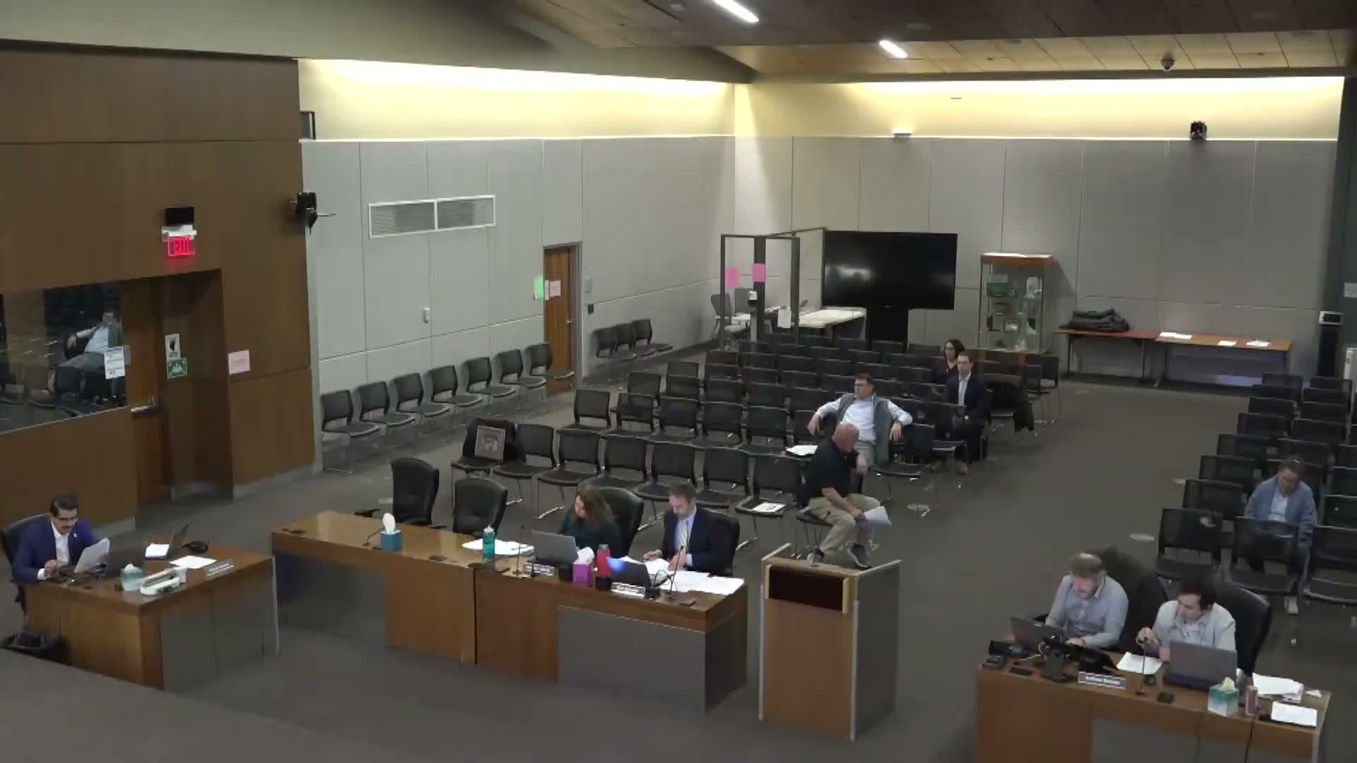 Board OKs second freestanding sign at 5200 Oneida to aid deliveries, wayfinding