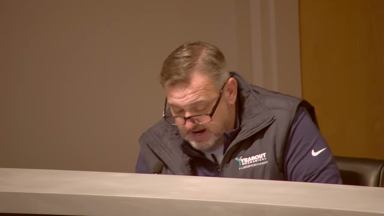 Rio Rancho approves variance for 8-foot CMU wall at Industrial Park Loop with condition to address sight triangle