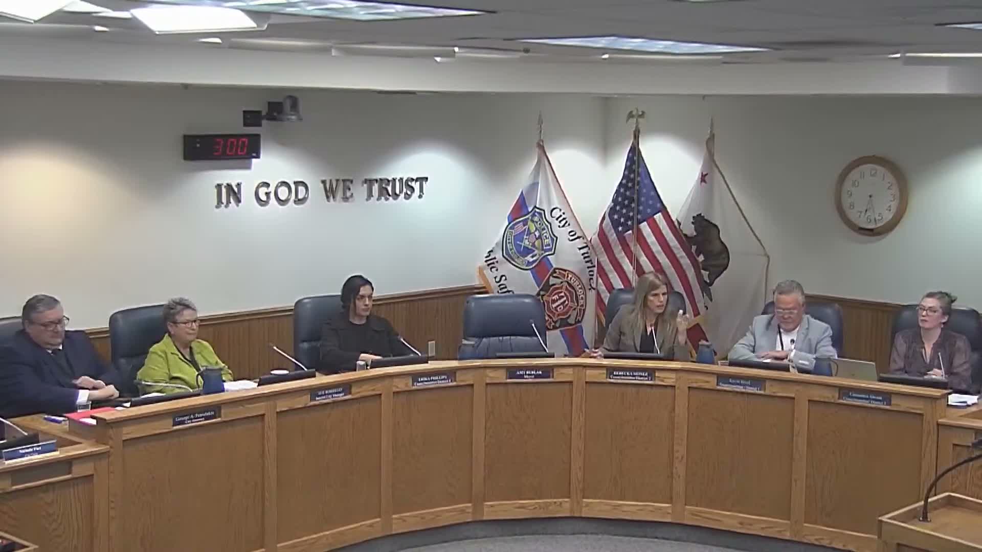 Turlock delays decision on Berkeley Avenue speed bumps after resident objections and staff data requests