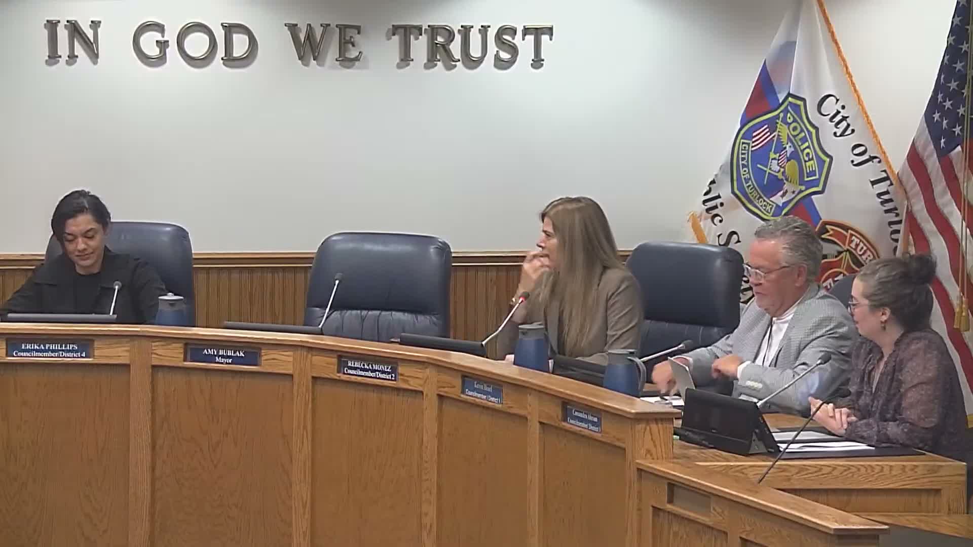 Turlock adopts 45-day moratorium on new or expanded smoke shops after enforcement finds widespread violations