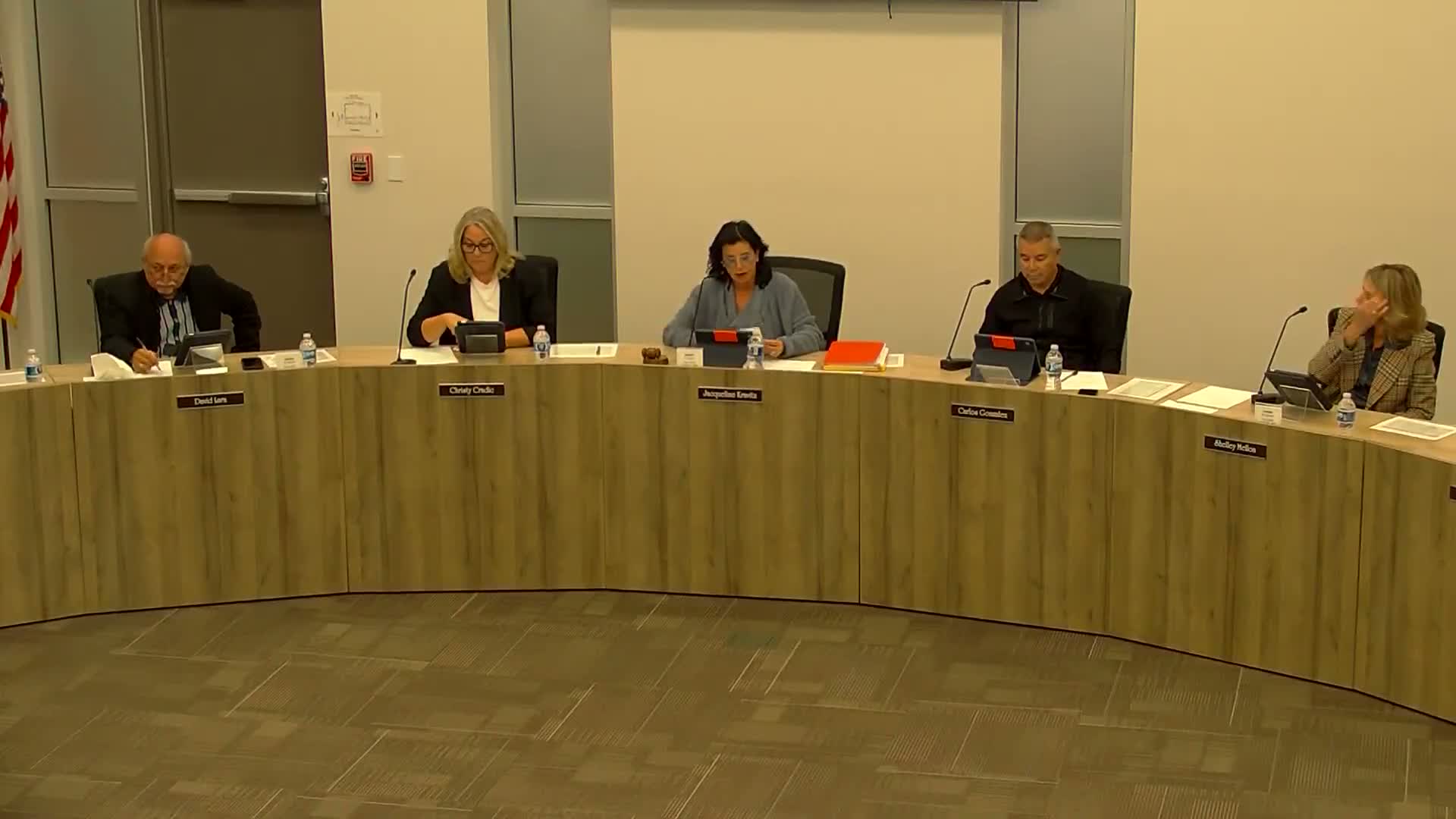 YUHSD board accepts $33,589.50 in donations, approves consent items with one recusal