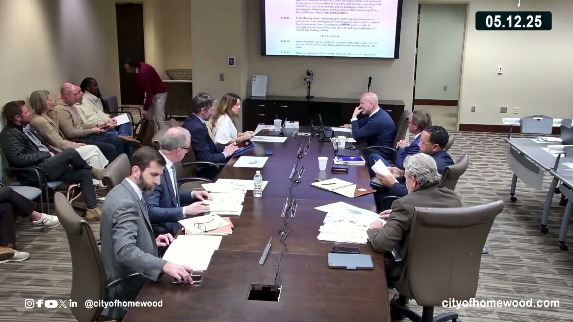 Homewood staff proposes surplus of vehicles and equipment; council discusses fleet study and neighborhood patrol presence