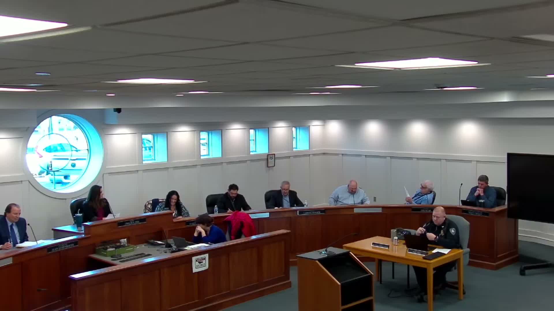 Council reestablishes Parks & Recreation Advisory Commission, waives three readings