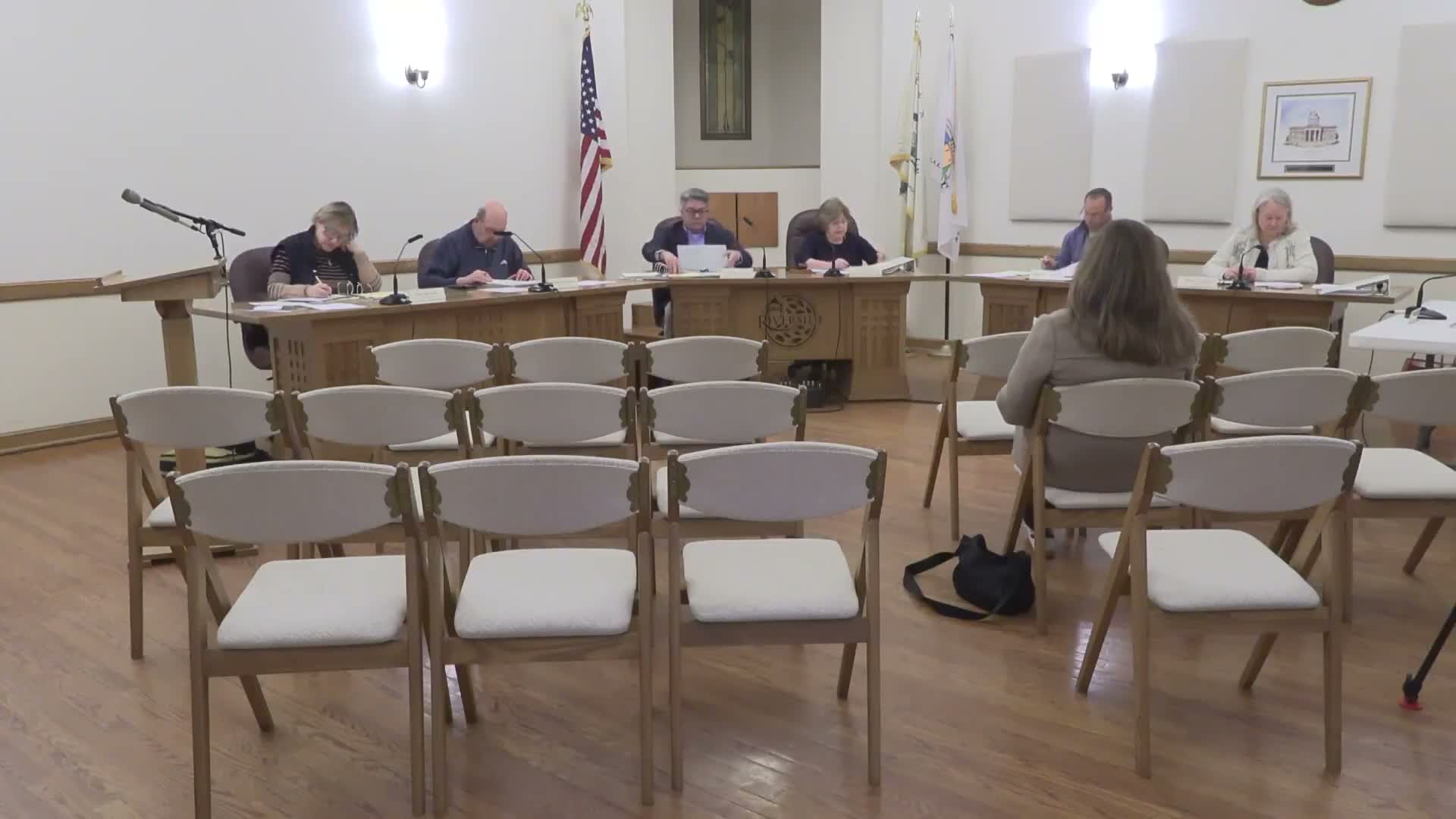 Supervisor reports strong food pantry use, county tax disbursement delays; board begins budget planning