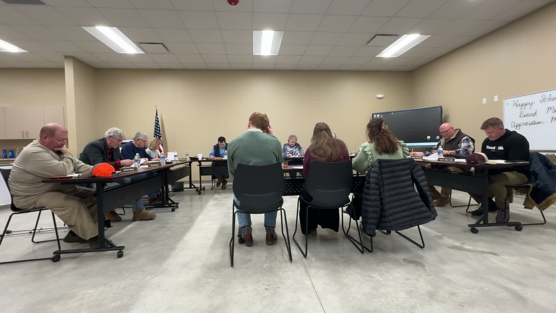 Board awards Hermitage Springs window replacement to King Construction