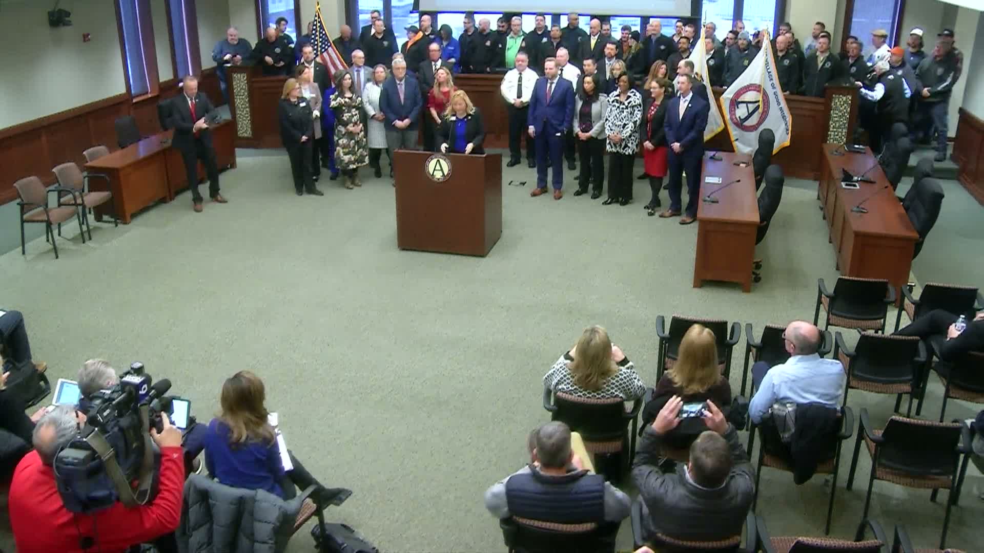 Arlington Heights officials urge Illinois lawmakers to pass 'mega projects' bill to keep Chicago Bears in state