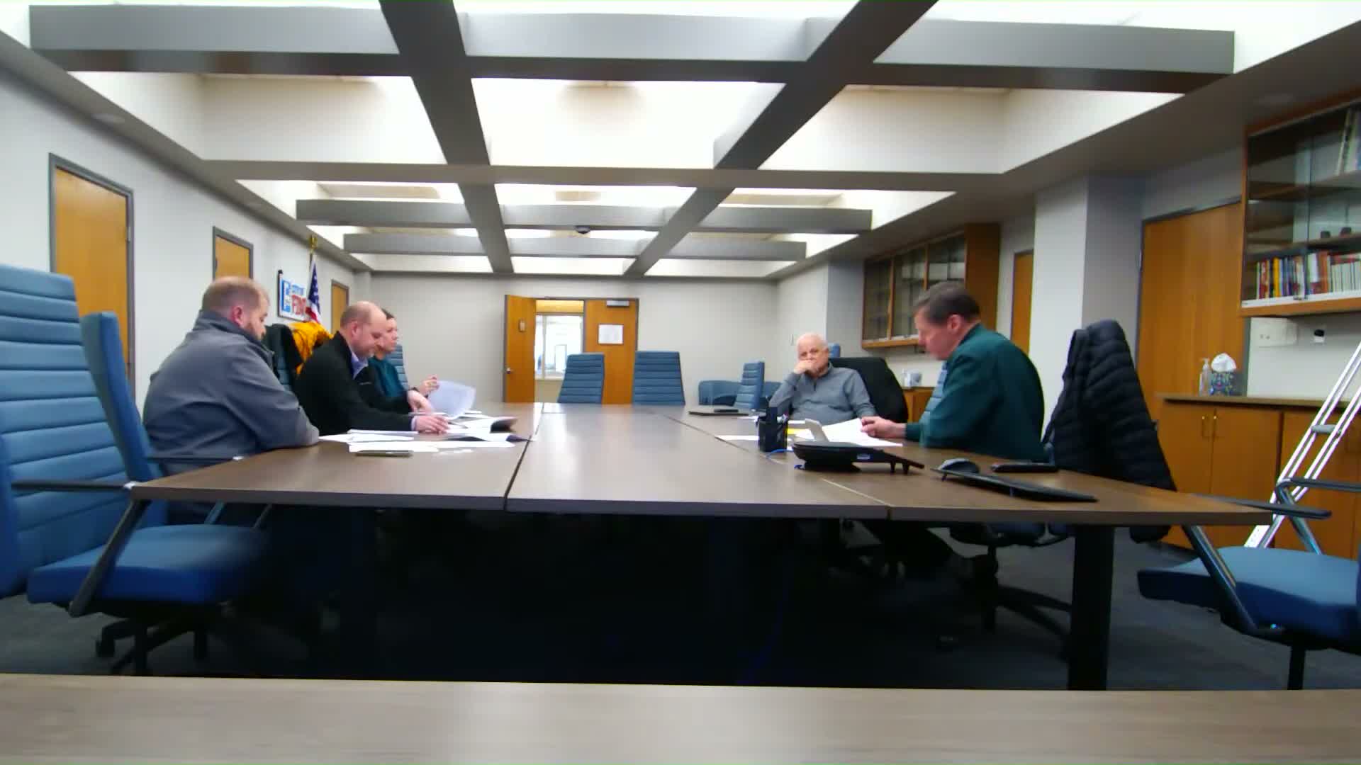 Findlay panel debates when and how the public may speak at council meetings