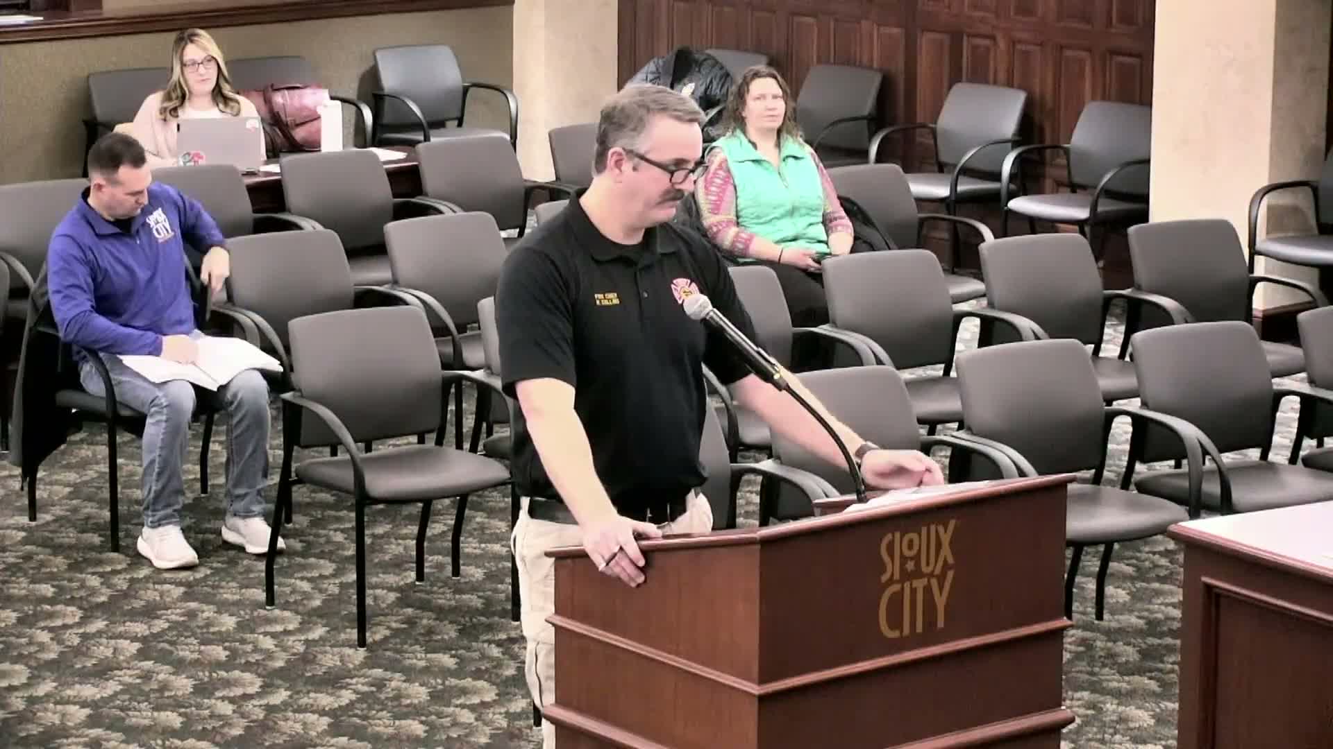 Sioux City police seek purpose‑built Bearcat, chiefs cite limitations of existing MRAP