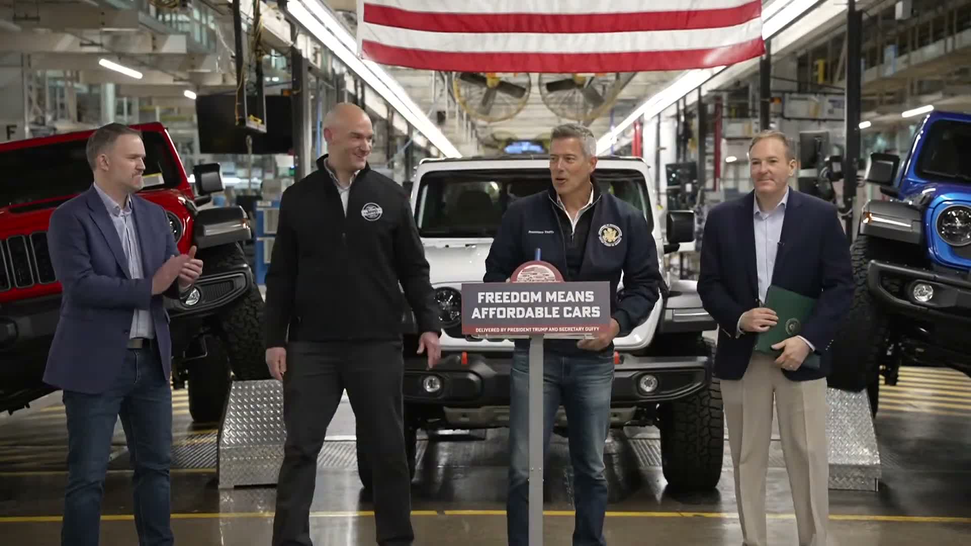 Administration outlines rollbacks to auto fuel‑economy and greenhouse‑gas rules, defends tariffs and market choice