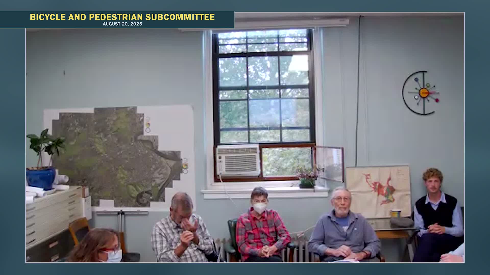 Subcommittee recommends City Council reduce parking minimums, adjust bicycle‑parking rules