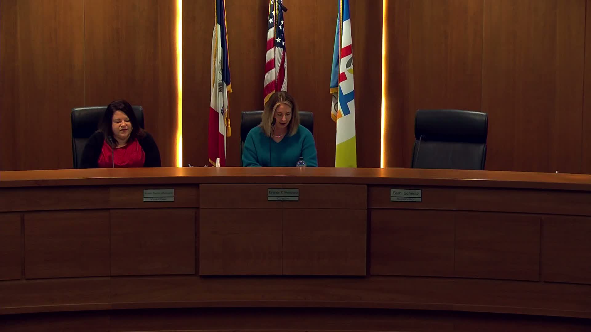 Linn County supervisors elect Ronny Marcourt chair and Supervisor Sheets vice chair for 2026