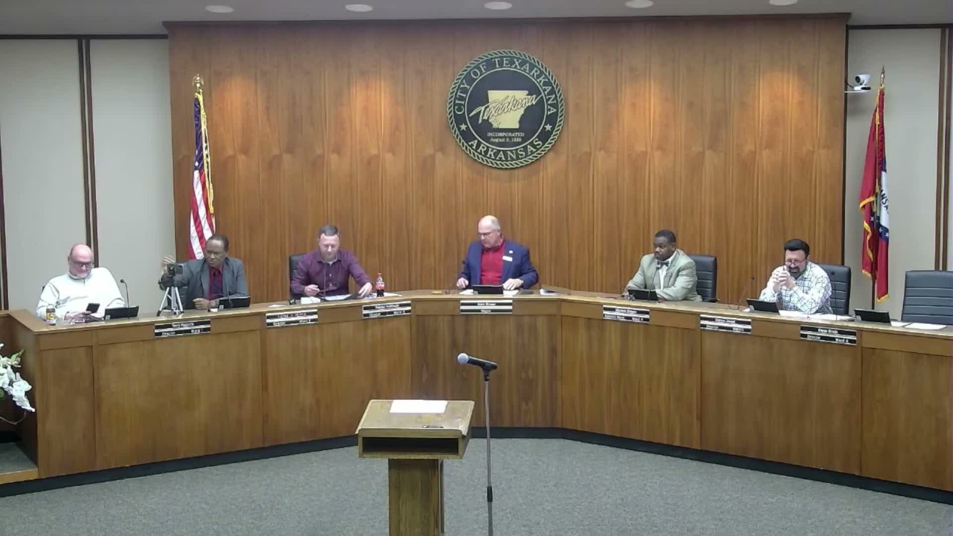 Texarkana board unanimously appoints two to library board