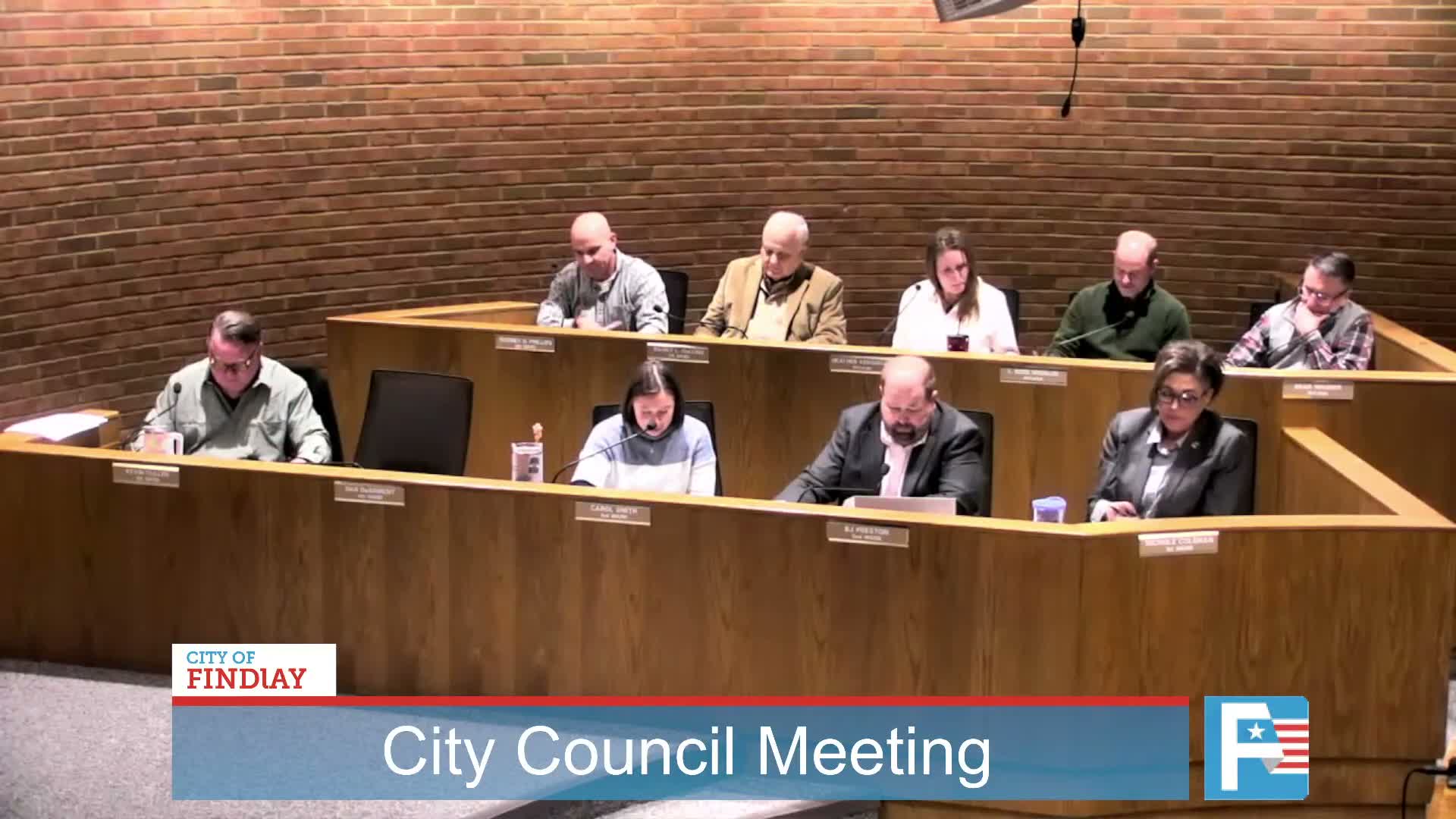 Council debates modernizing Findlay taxi code amid questions about ride‑hail coverage and legal risk