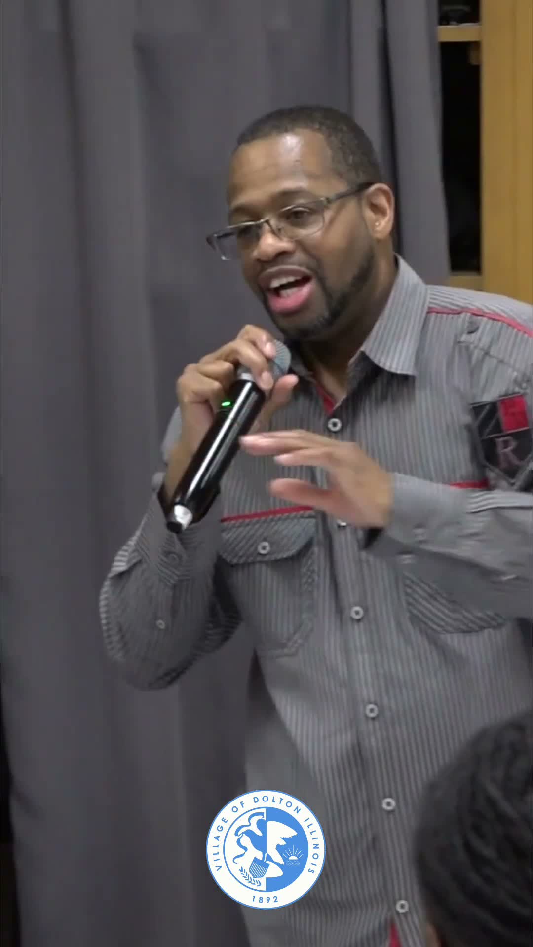 Commissioner Kevin Boynes urges Dolton residents to curb violence through 'positive interaction'