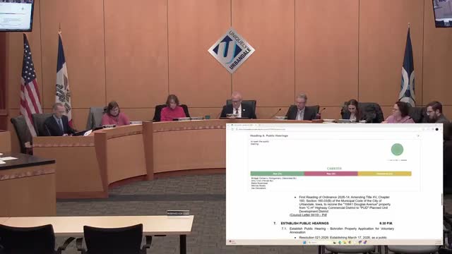 Council approves Hy‑Vee PUD amendment and site plan for nitrogen tank and freezer expansion amid neighbor concerns