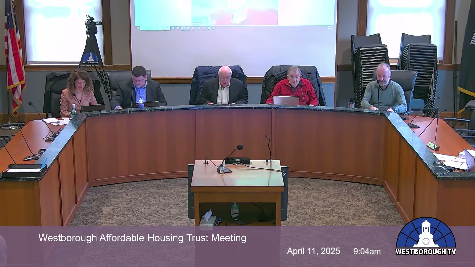 Town committee reviews five concept plans for High Street and Beach Street cottages