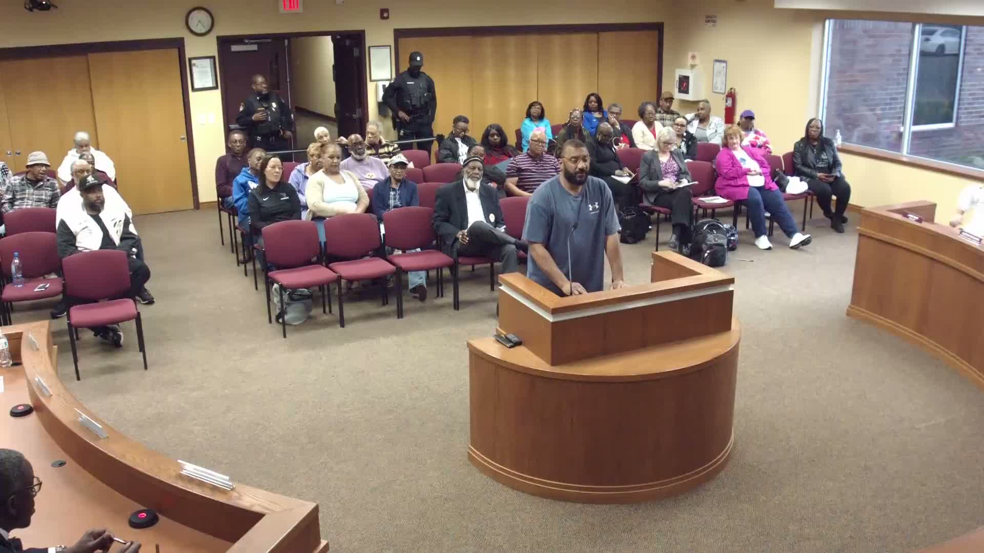 Residents press Inkster council on potholes, unfinished roadwork and blight enforcement