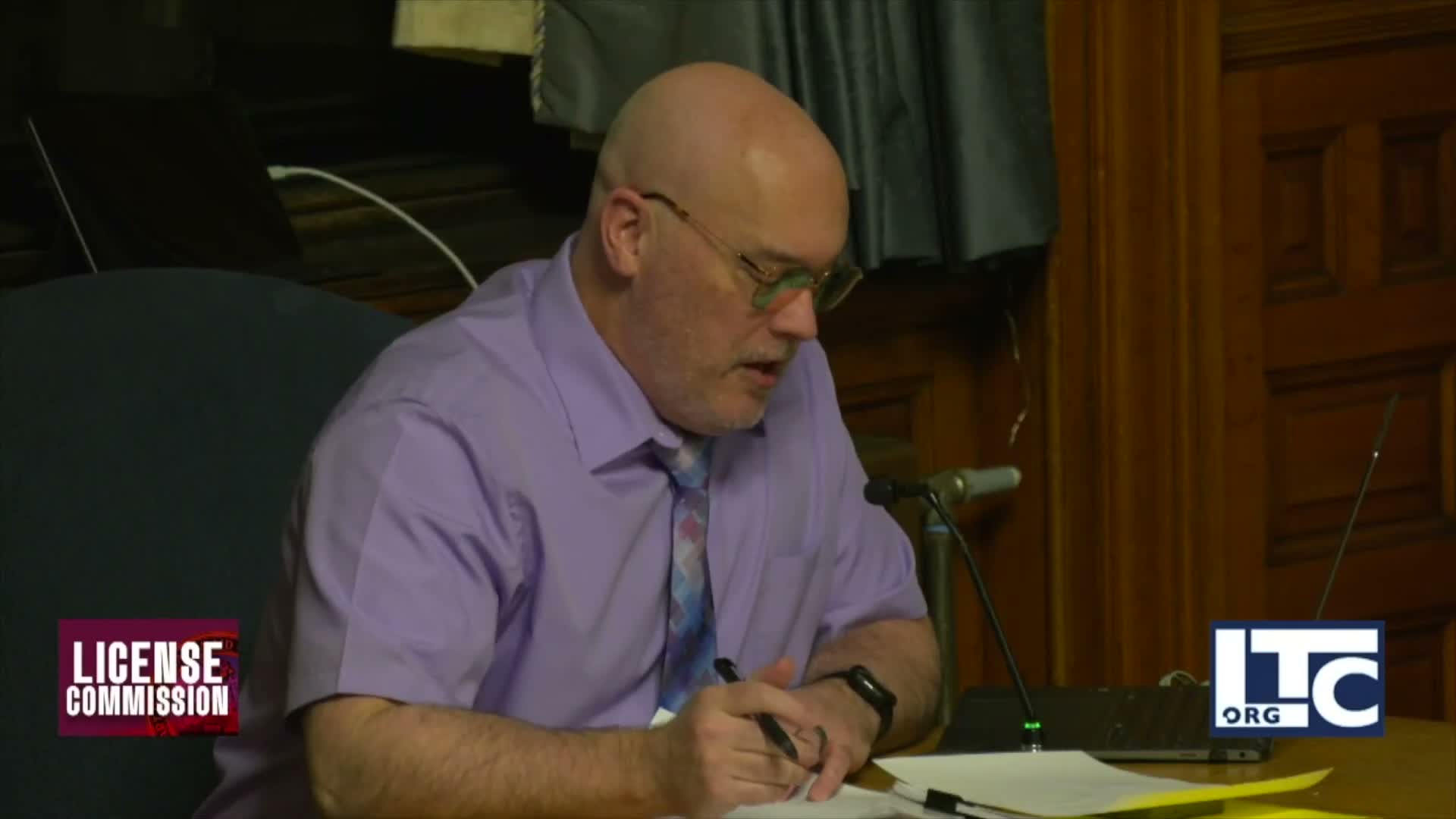 License Commission approves several special-event and restaurant licenses, continues multiple public hearings to Feb. 5