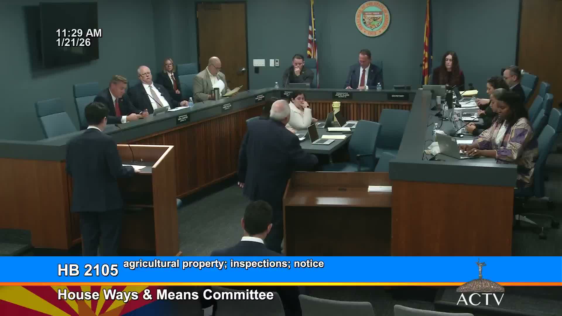 Panel advances bill requiring inspectors to notify owners and provide reports for property inspections