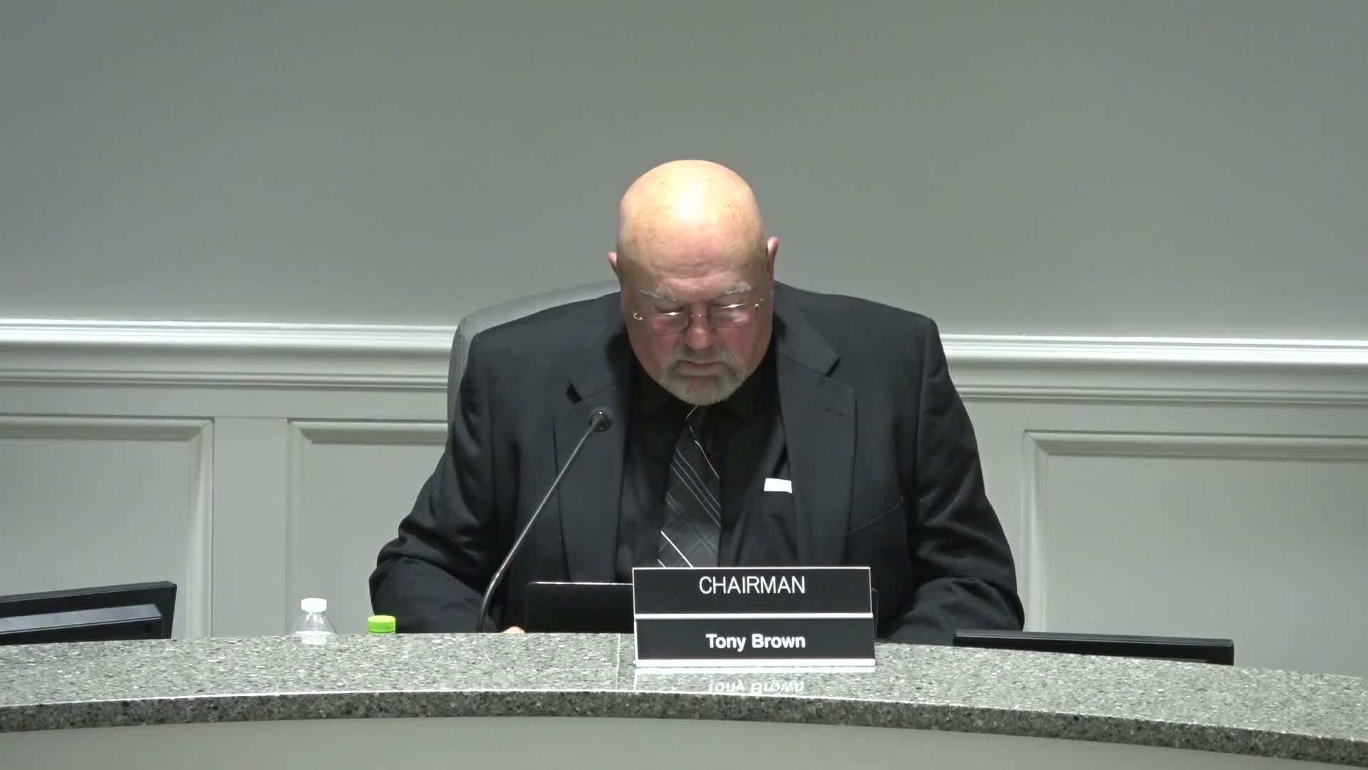 Local officials briefed on Charlotte 27s interbasin transfer plan; coalition backs moratorium study