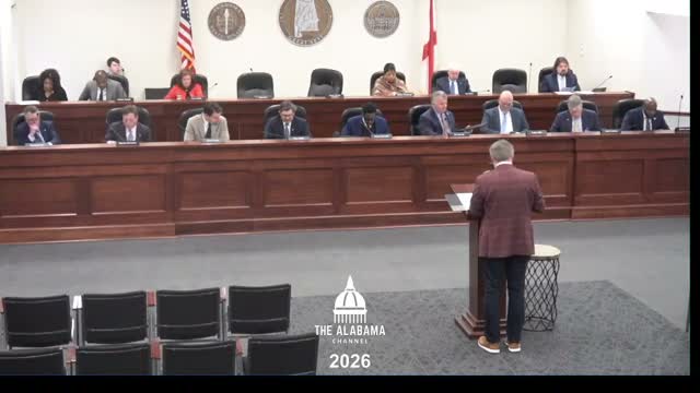 Committee adopts substitute to allow contiguous city school systems to consolidate