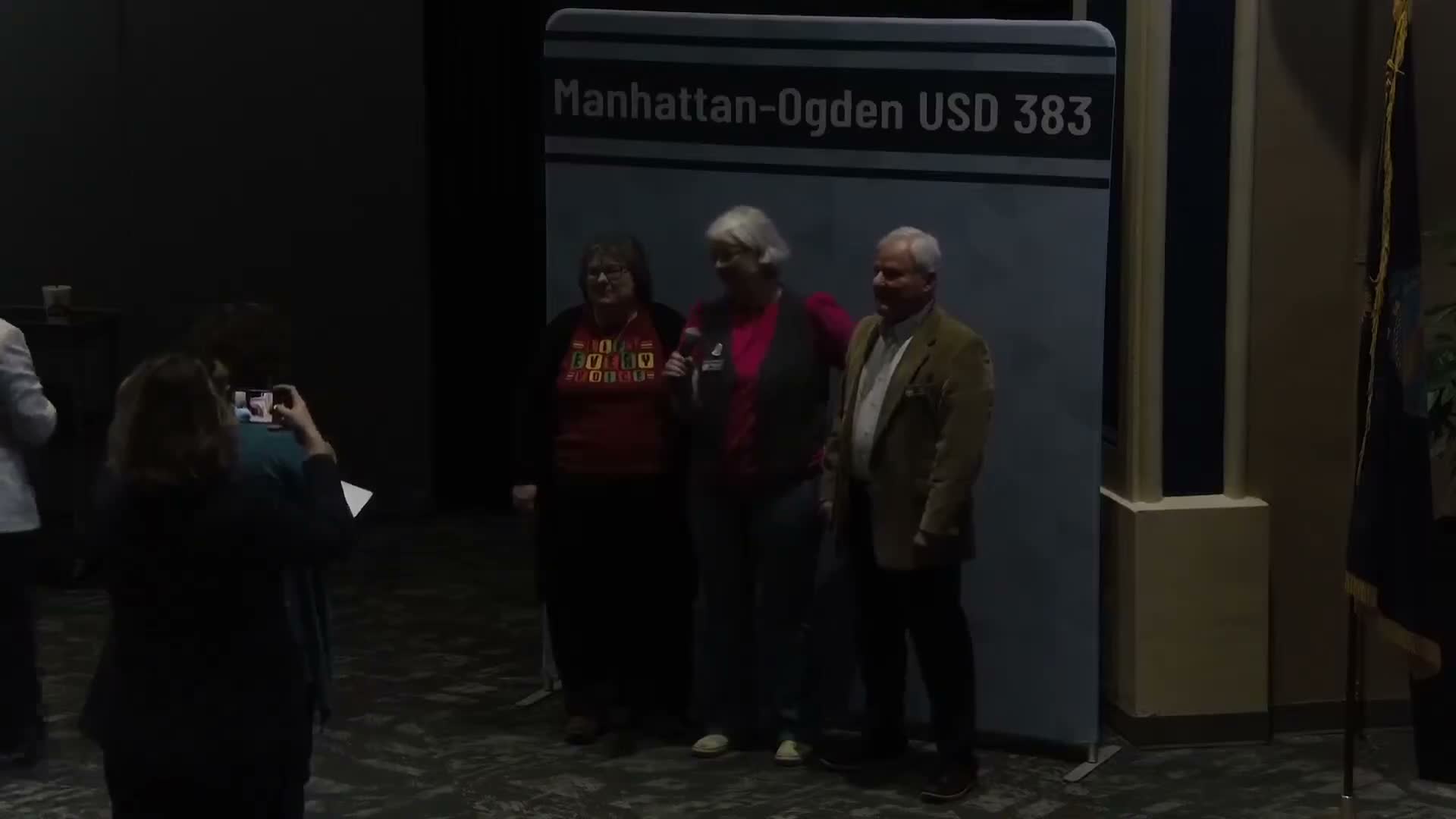 Manhattan‑Ogden board swears in new member, adopts meeting agenda unanimously