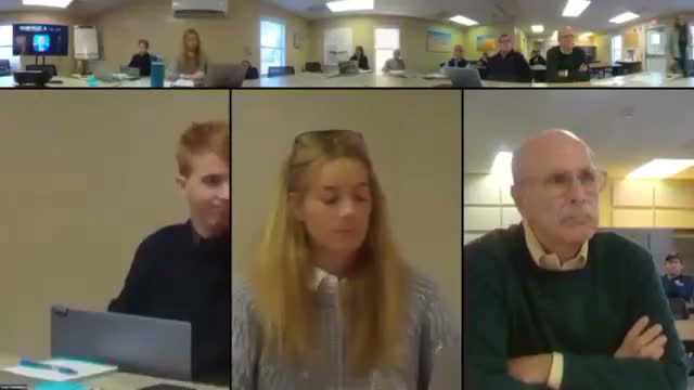 Petitioners present compromise to restructure Nantucket regional planning body; committee urges facilitated talks