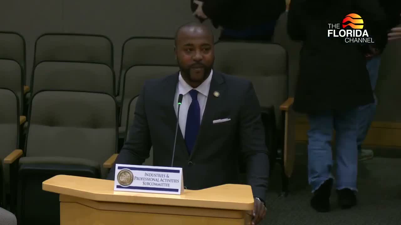 Panel advances Palm Beach bill requiring licensing exam before CIC application