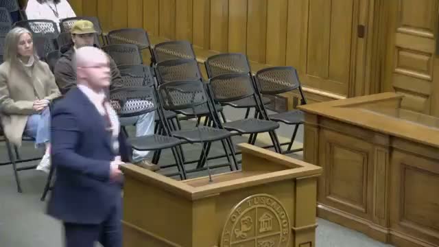 Board approves STR at 904 16th Avenue with no-gravel-parking condition