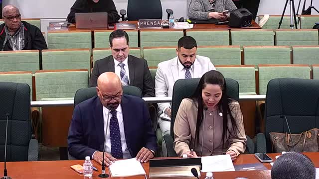 Comisión de Hacienda escucha a la Cámara de Comercio sobre el proyecto 10‑14; piden análisis fiscal y tiempo para implementación