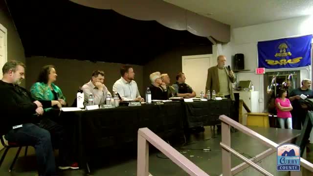 Hundreds in Brookings‑Harbor weigh competing solutions to homelessness; county schedules Feb. 4 workshop