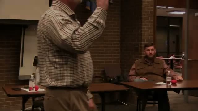 Alba mayoral candidates debate water, transparency and growth at Northwest Tech forum