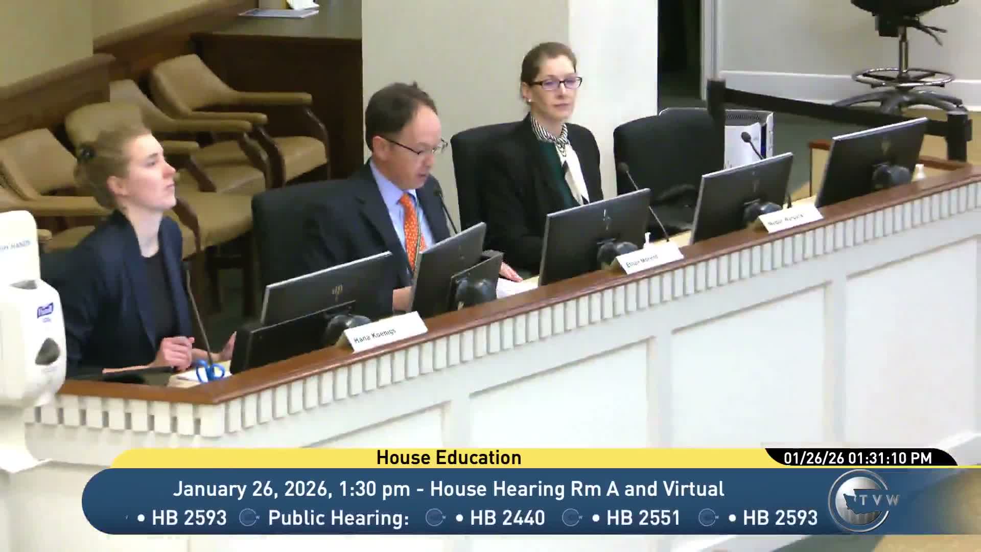 Committee hears bill to require school district reserve minimums, monthly OSPI reporting amid objections from rural districts