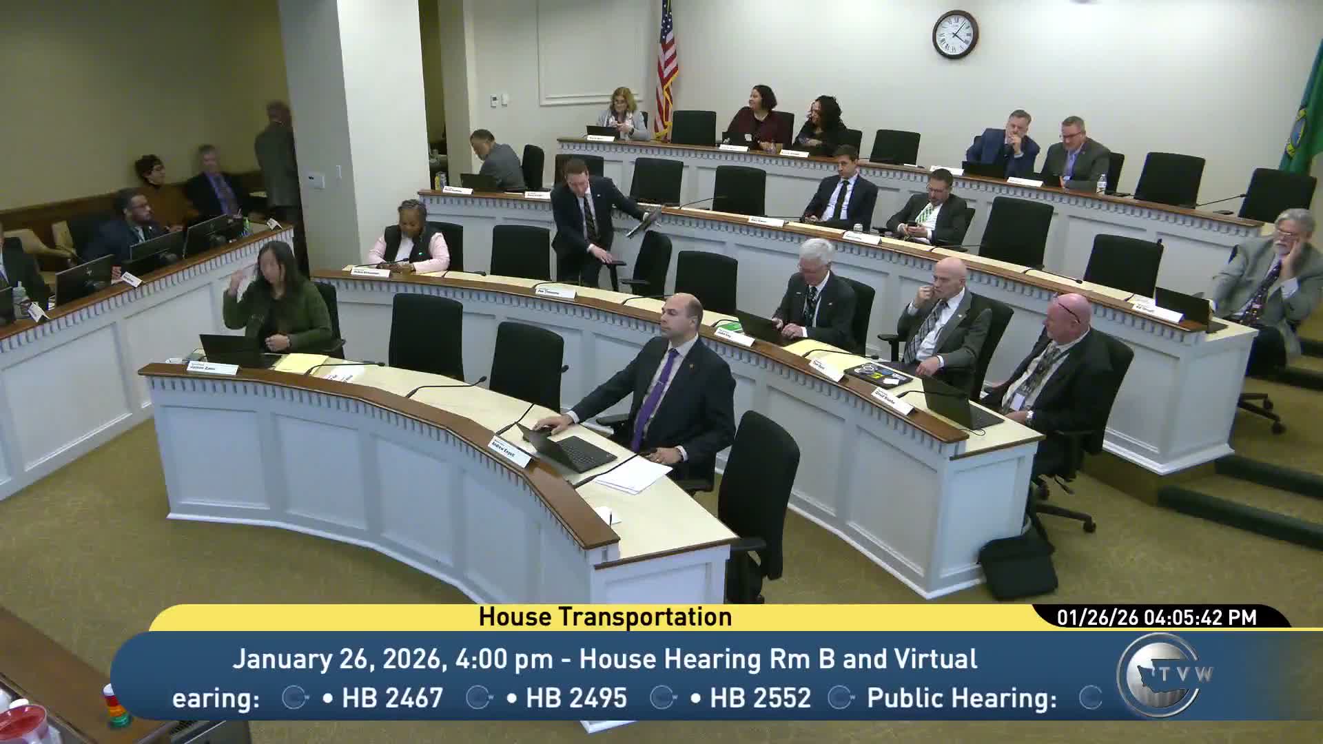 Committee hears testimony on bill to clarify how 'fifth‑wheel' RVs are measured