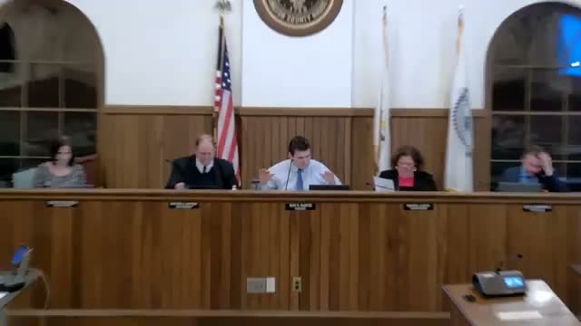 South Kingstown considers homestead property‑tax exemption, weighs $1.7M revenue gap and administrative costs