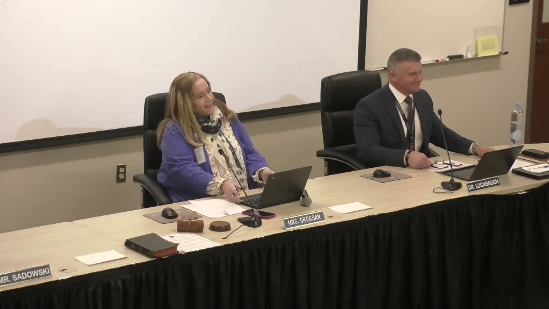 Eric Baranowski sworn in as new Centennial School District board member