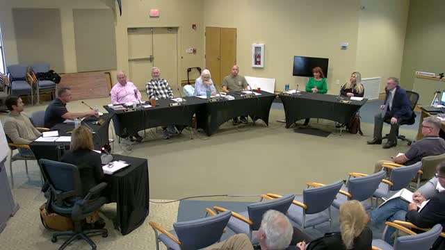 Destin council workshop emphasizes code enforcement, beautification and staff support