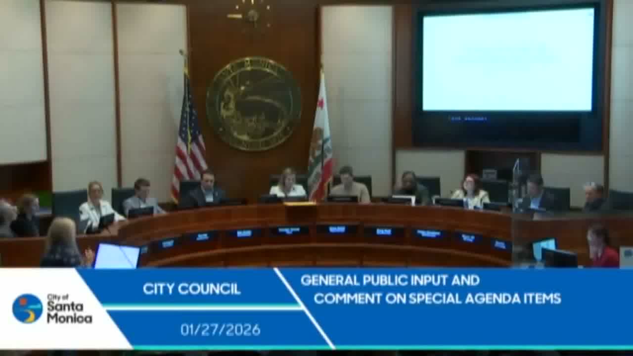 East Venice residents urge action as prop‑plane training increases over neighborhood